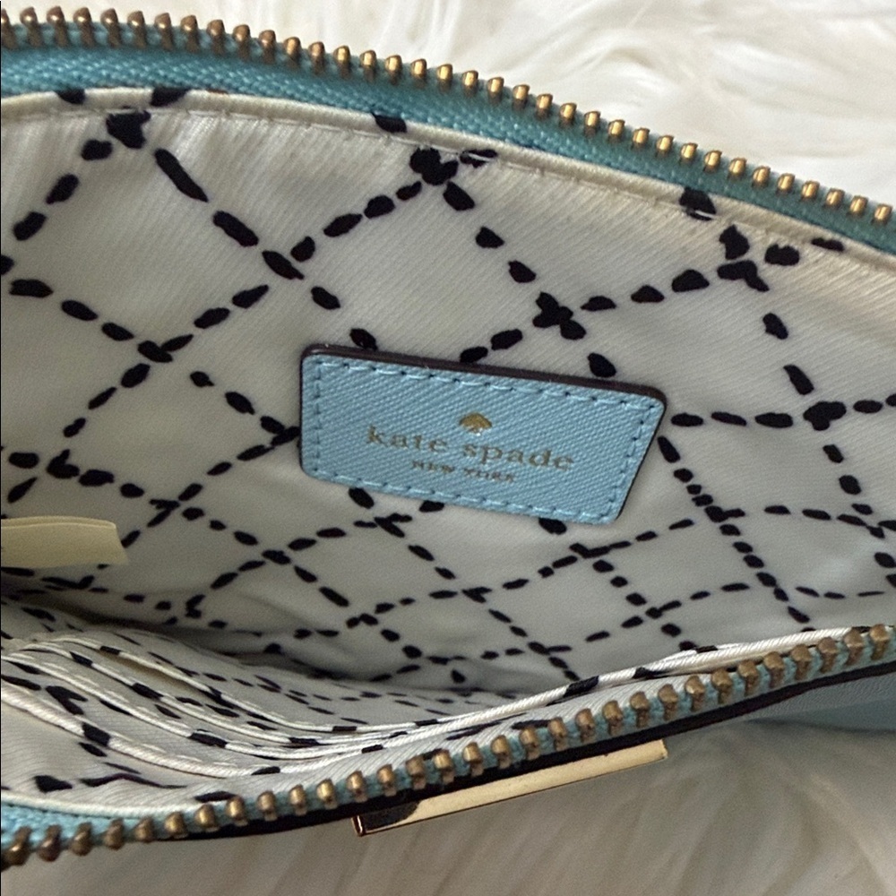 Kate Spade Light Blue Wristlet Clutch. NWOT - Picture 6 of 7
